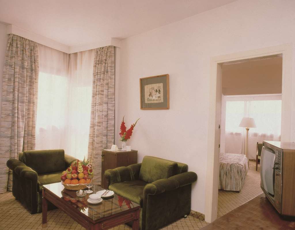 Baron Hotel Cairo Room photo